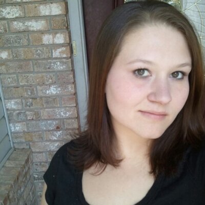 Profile Picture of Amanda Page Womble (@page_womble) on Twitter