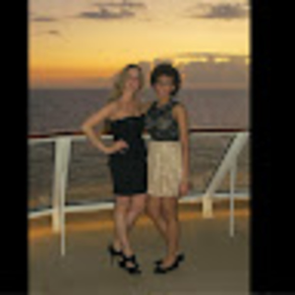 Profile Picture of Jasmine Pratt (@jcaceres1015) on Poshmark