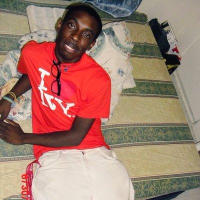 Profile Picture of Lawrence Hall (@DulceDeLeche20) on Twitter