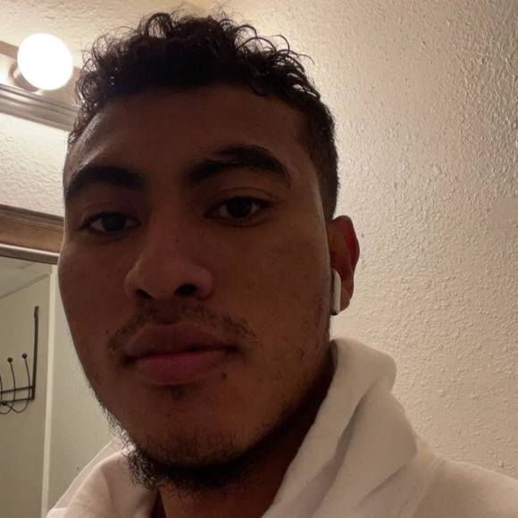 Profile Picture of Chris Fonseca (@negrofonseca) on Poshmark