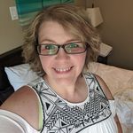 Profile Picture of April Coates (@aprilcoates80) on Instagram