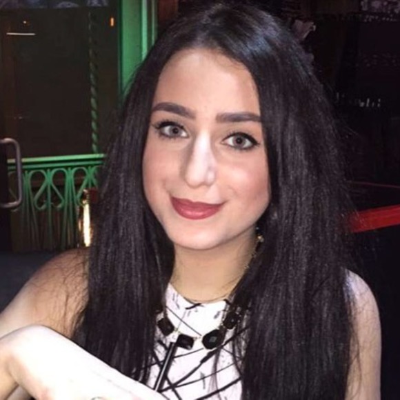 Profile Picture of Illana Posen (@lanamin) on Poshmark