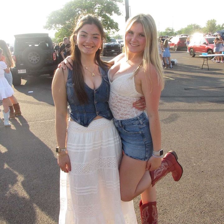 Profile Picture of   Hayley Smith... (@_hayley.smith) on Tiktok