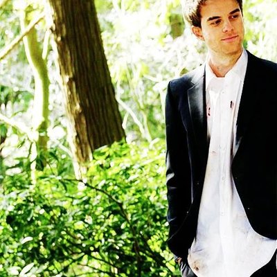 Profile Picture of David Lassiter (@ShiftOurShape) on Twitter