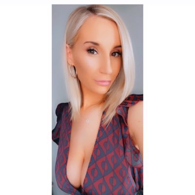 Profile Picture of Harriet Collins (@HarrietCollinsx) on Twitter