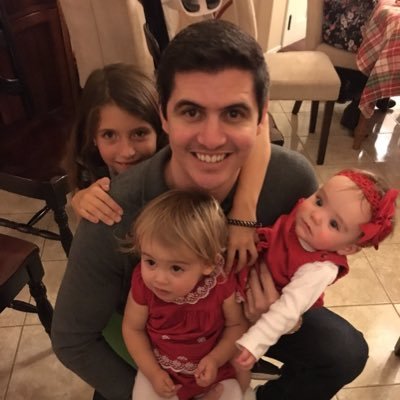 Profile Picture of Michael James (@McManama) on Twitter