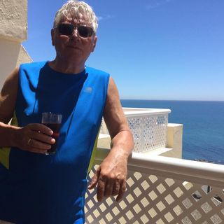 Robert Ayr Snr - Facebook Profile Picture of Robert Ayr Snr (@robert.ayrsnr.3) on Facebook