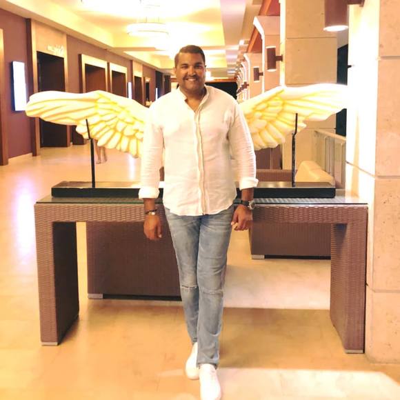 Profile Picture of Hassine Ghazel (@hassineghazel) on Poshmark