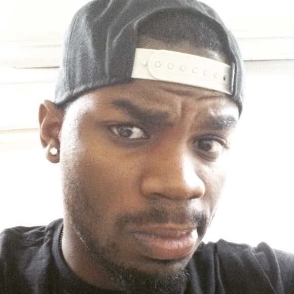 Profile Picture of Daniel Charles (@charle653) on Poshmark