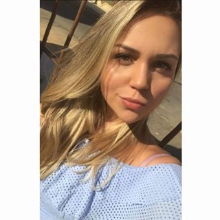 Profile Picture of Júlia Braz (@julia.braz.3785) on Facebook