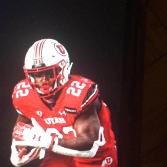 Profile Picture of Kaleb Hines (@kaleb_tyb11) on Poshmark