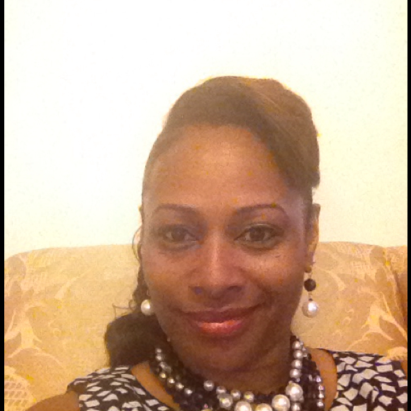 Profile Picture of Eileen Brazell-jesse (@ejsmiles) on Poshmark