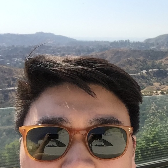 Profile Picture of Ricky Chang (@rickyc517) on Poshmark