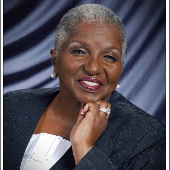 Profile Picture of Bettye Buchanan (@bettye7b7) on Poshmark