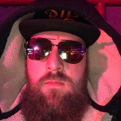 Profile Picture of Aaron Walmsley (@aaron_walmsley) on Twitter