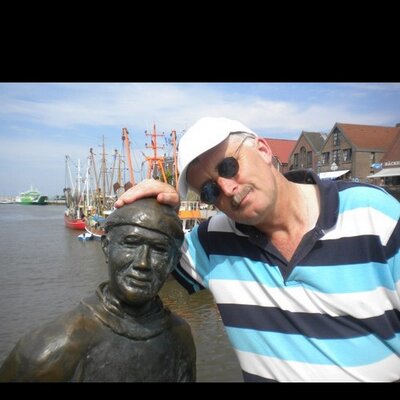 Profile Picture of Hans-Bernhard (@hans_bernhard) on Twitter