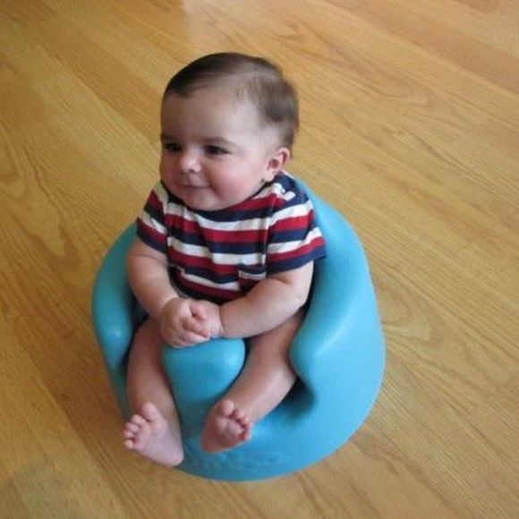 Profile Picture of Laura Carson (@mslaura3383) on Poshmark