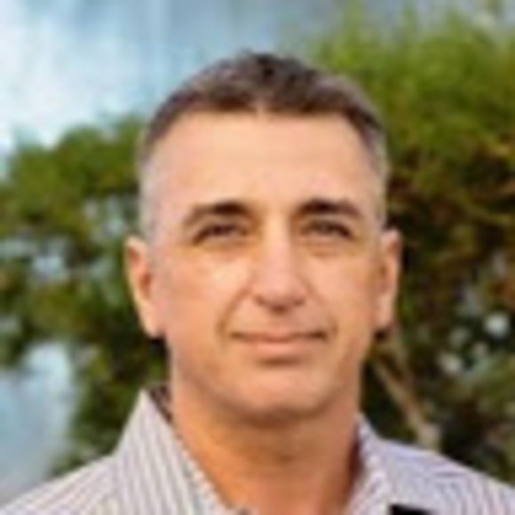 Profile Picture of Steve Hueter (@stevehueter) on Poshmark