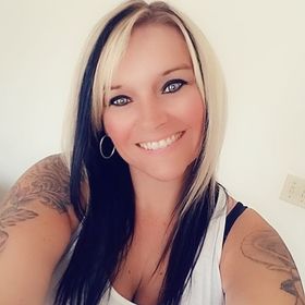 Profile Picture of Lisa Thomas Christopher (@lismoray) on Pinterest
