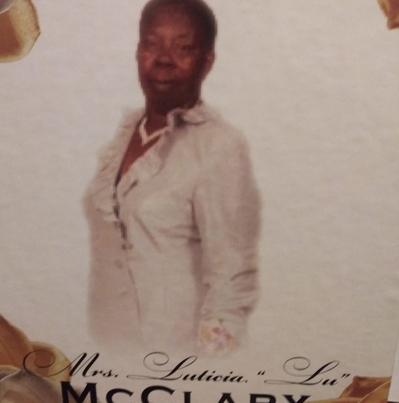 Profile Picture of Kerra Mcclary (@queenkerra) on Poshmark