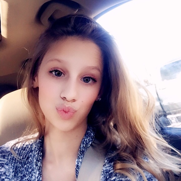 Profile Picture of Madyson Kotovsky (@madysonjk0808) on Poshmark