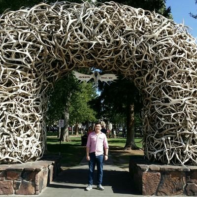 Profile Picture of Daniel Apolinar (@danielapolinar) on Twitter