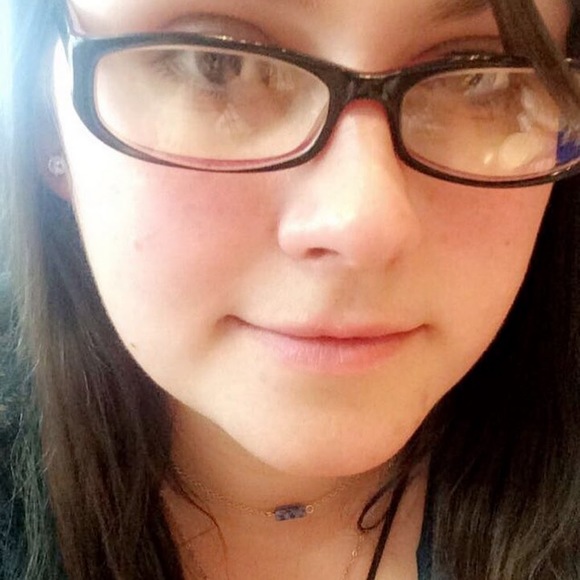 Profile Picture of Maggie Embach (@mmembach91) on Poshmark