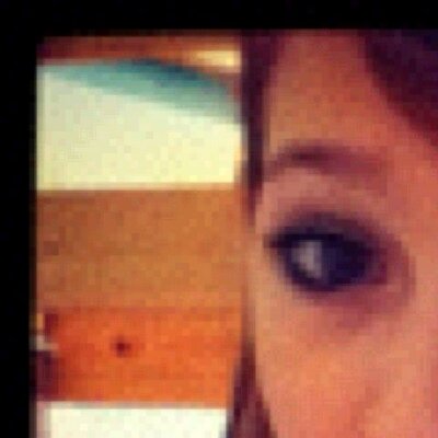 Profile Picture of Collette Roberts (@cole123813) on Twitter