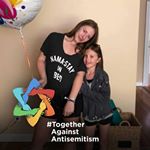 Profile Picture of Allison Charney-Smith (@allisoncharneysmith) on Instagram