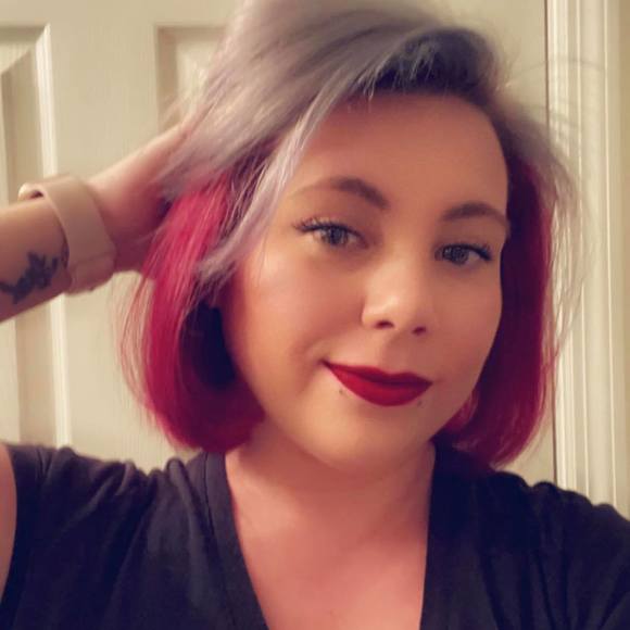 Shannon Nester - Poshmark Profile Picture of Shannon Nester (@smnester28) on Poshmark