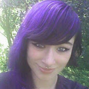 Profile Picture of Cassandra Gott (@TheAwesomegirl64) on Youtube