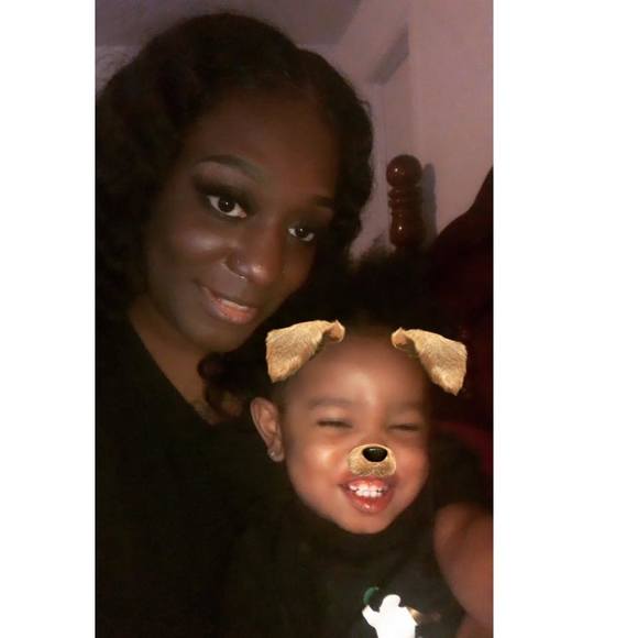 Profile Picture of Laquitta Miskell (@laquittamiskell) on Poshmark