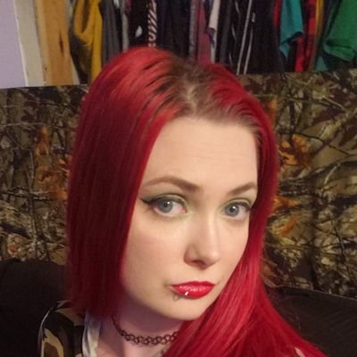 Profile Picture of Jbabez (@Julia_Phelps) on Twitter