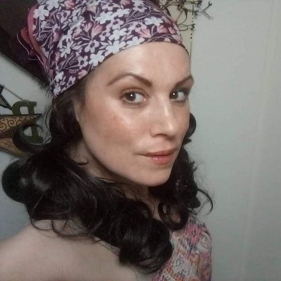 Profile Picture of Christina Inks-stout (@novina1) on Poshmark