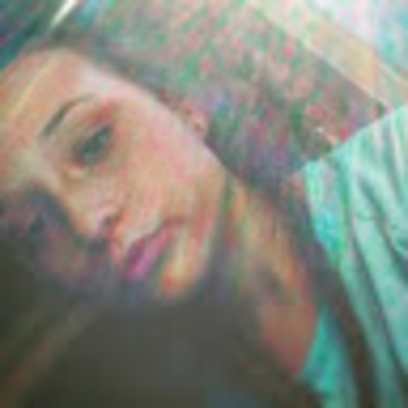 Jessica Sines - Poshmark Profile Picture of Jessica Sines (@august8703) on Poshmark