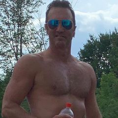 Profile Picture of jeffreygenos (@jeffreygenos) on Tiktok