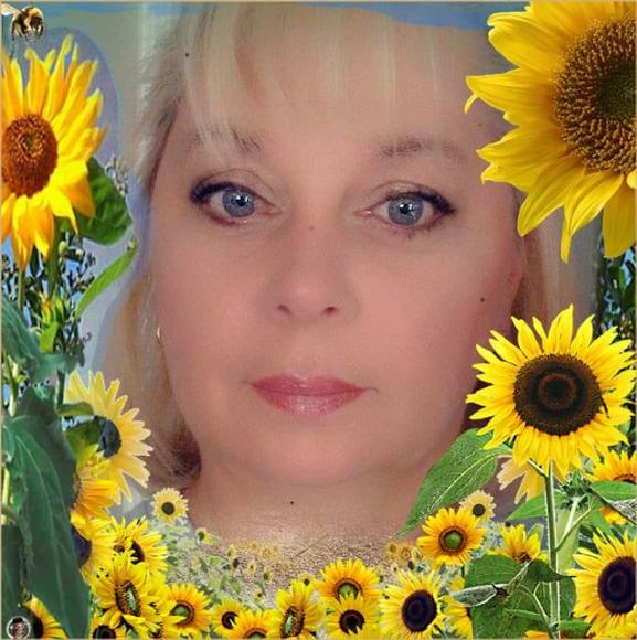 Profile Picture of Tina Sharp (@tinasharp) on Poshmark