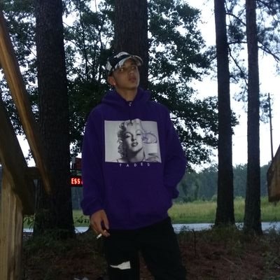 Profile Picture of Joseph Beasley (@lilreeses101) on Twitter