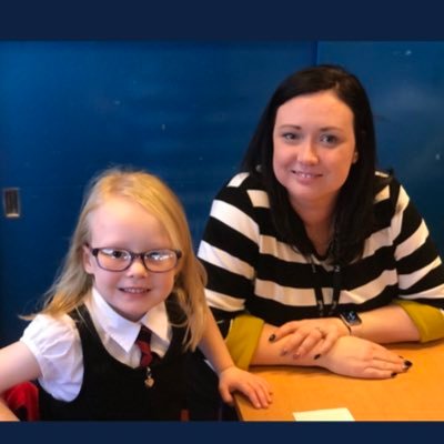 Profile Picture of Debbie Buchanan (@DebbieBee2020) on Twitter