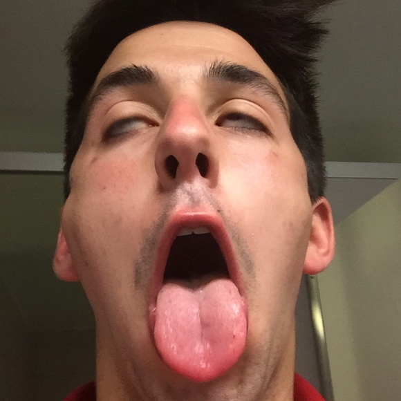 Profile Picture of Mitch Smith (@mitchsmith0) on Poshmark