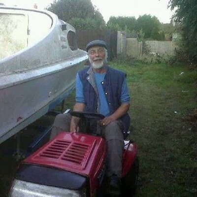 Profile Picture of Robin A  Neale (@robinan44) on Twitter