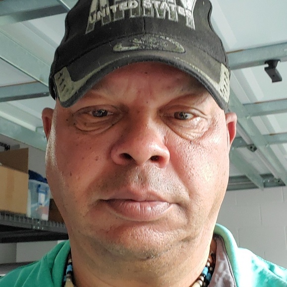 Profile Picture of David Jeter (@momsstuff1930) on Poshmark