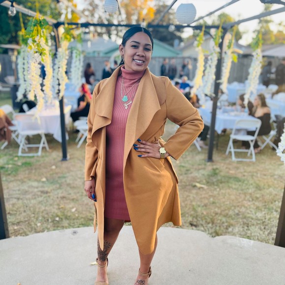 Profile Picture of Danielle Highsmith (@dhigh3) on Poshmark