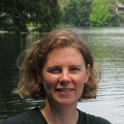 Profile Picture of Elizabeth Burleson (@BurlesonInst) on Twitter