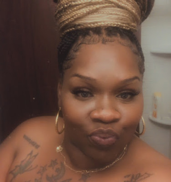 Profile Picture of Chanea Francis (@cheneafrancis) on Poshmark