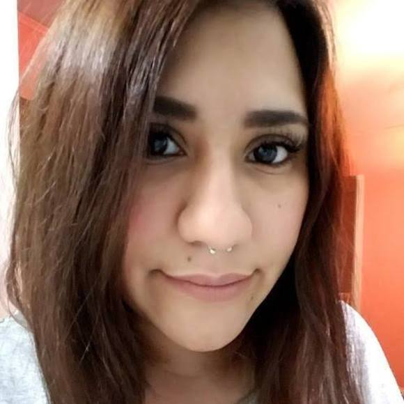 Profile Picture of Christine Paramo (@akemionnanoko) on Poshmark