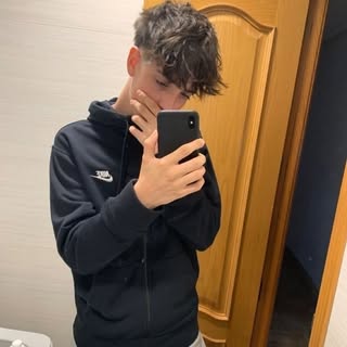 Profile Picture of _alex_caruso_ (@_alex_caruso_) on Instagram