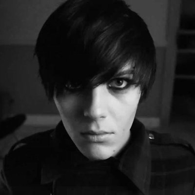 Profile Picture of Adam Steve Lucker (@emoxitho65) on Twitter