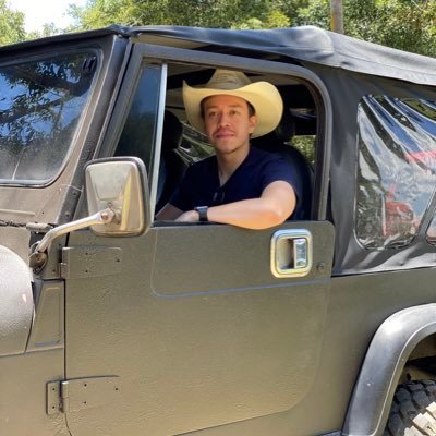 Profile Picture of Andrés Enrique (@chavezan) on Twitter