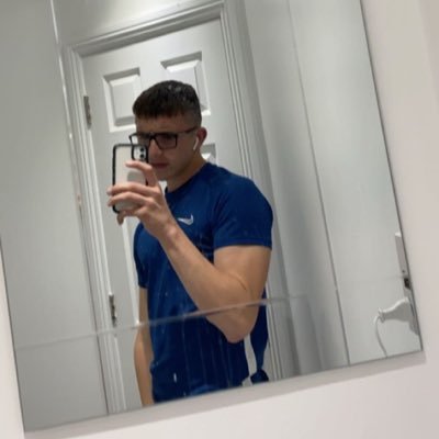 Profile Picture of Logan Stubbs (@loganstubbsss) on Twitter